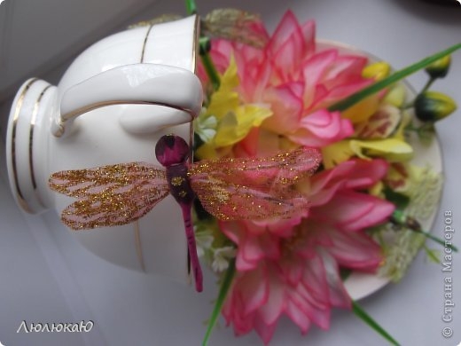 летающая чашка с цветами МК (34) (520x390, 91Kb)