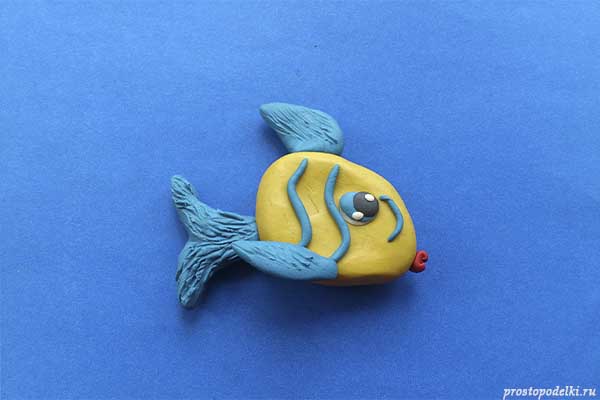 Рыбка из пластилина-9