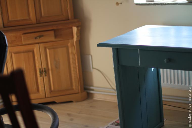 Расписываем бабушкин сундук, шкаф, стол и тумбочку краской по мебели, фото № 6