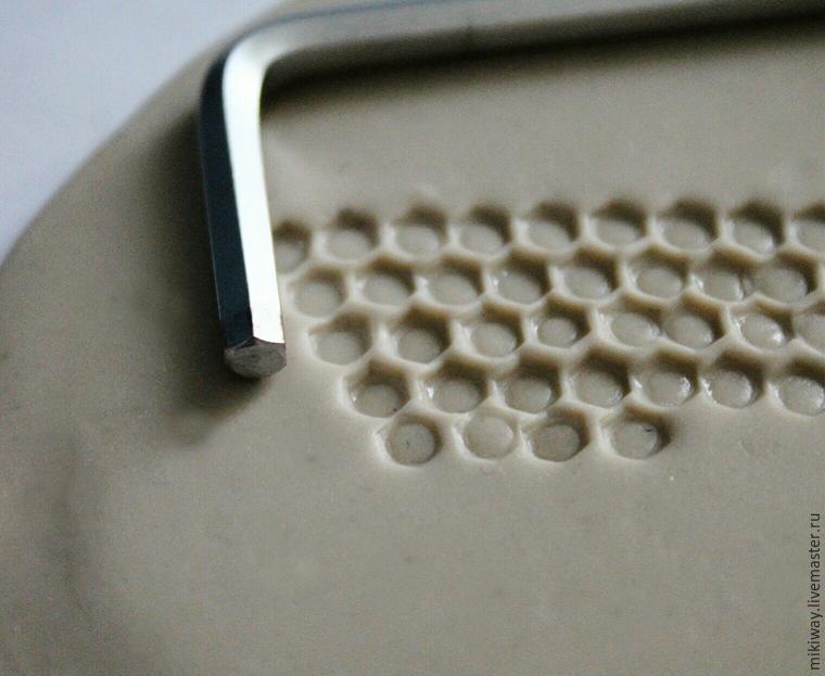 Простой способ сделать «пчелиные соты» из полимерной глины, фото № 4