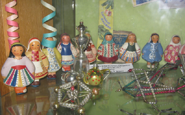 Бабушкино наследство для лесной красавицы: история елочной игрушки в России, фото № 35