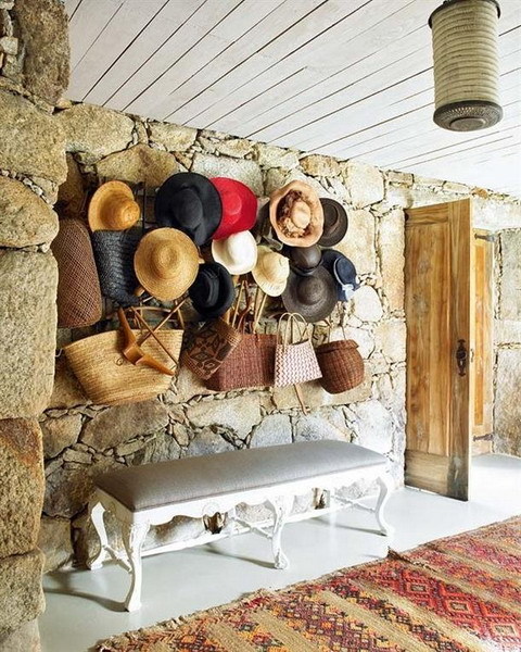 Интерьерный декор шляпами: множество интересных вариантов, фото № 7