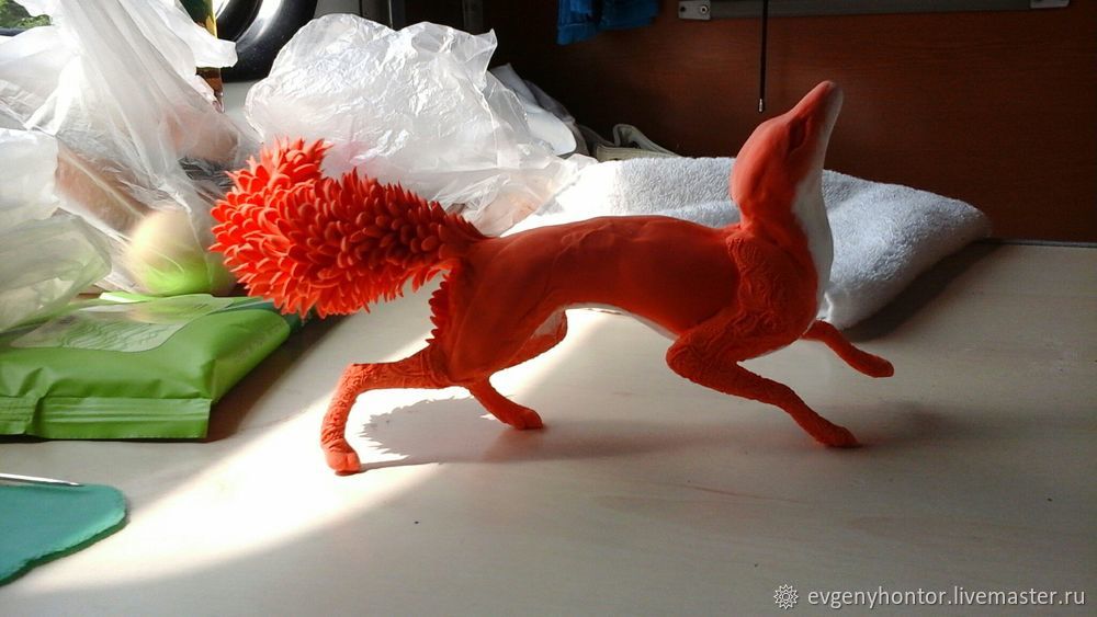 Процесс создания лисы из бархатного пластика, фото № 6