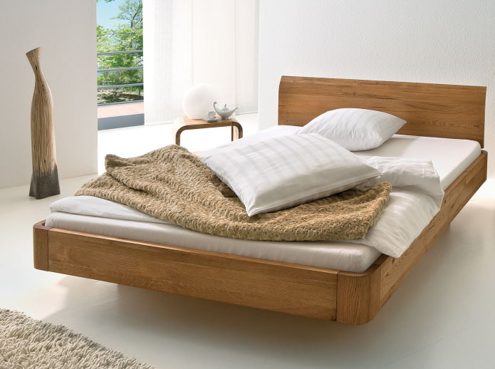 деревянная парящая кровать