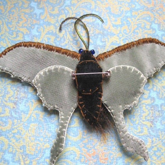 Velvet Luna Moth Brooch by GreenMothWorkshops on Etsy: 