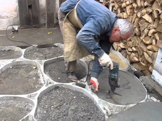 Как сделать вибратор для бетона своими руками: уплотняем смеси