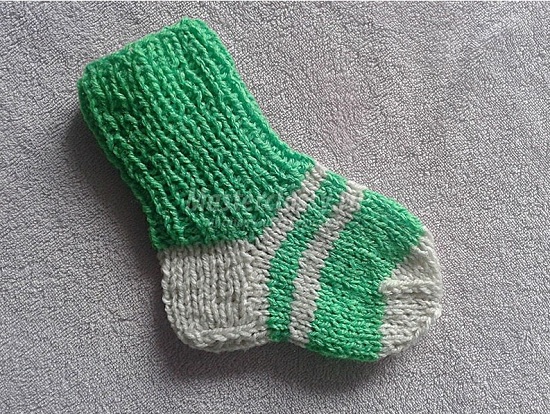 пошаговое описание вязания носков для малыша