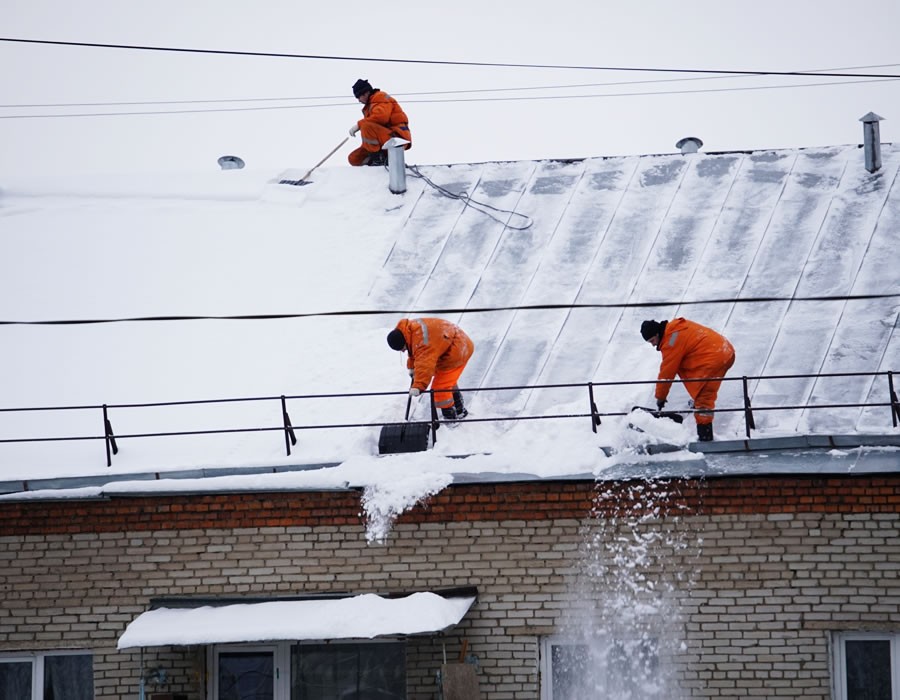 Устройство для очистки крыши от снега – Как убрать снег с крыши? Какие .