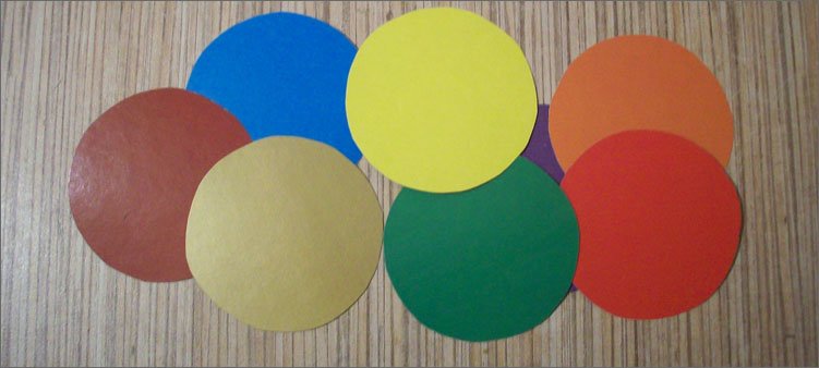 восемь-кругов-из-цветного-картона