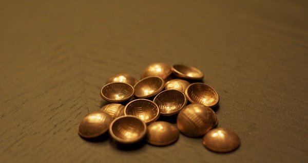 кнопки из монет