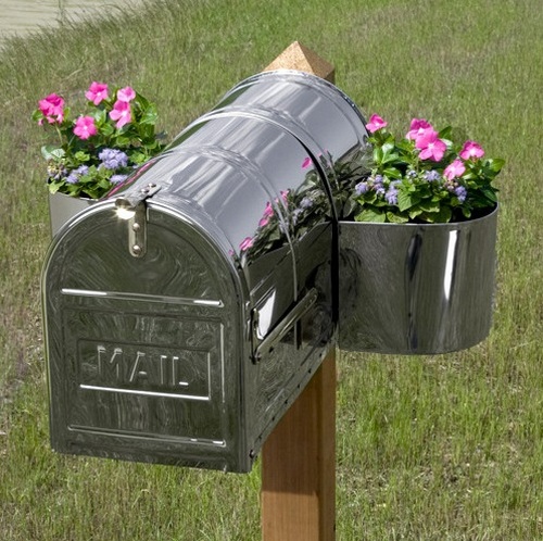 Оригинальный ящик почтовый металлический уличный с цветами
