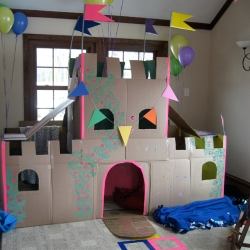 Как сделать дом из картона для детей